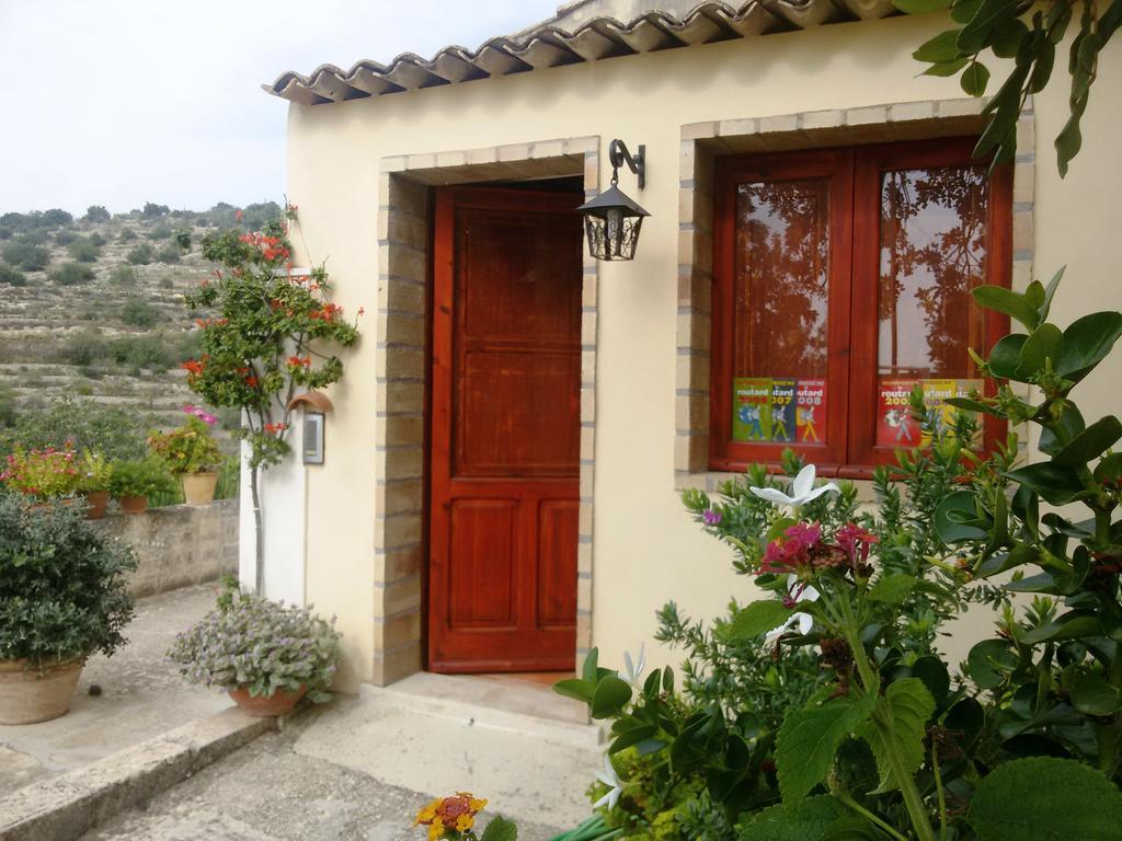 La Suma Sumalia Bed & Breakfast Noto Exterior photo