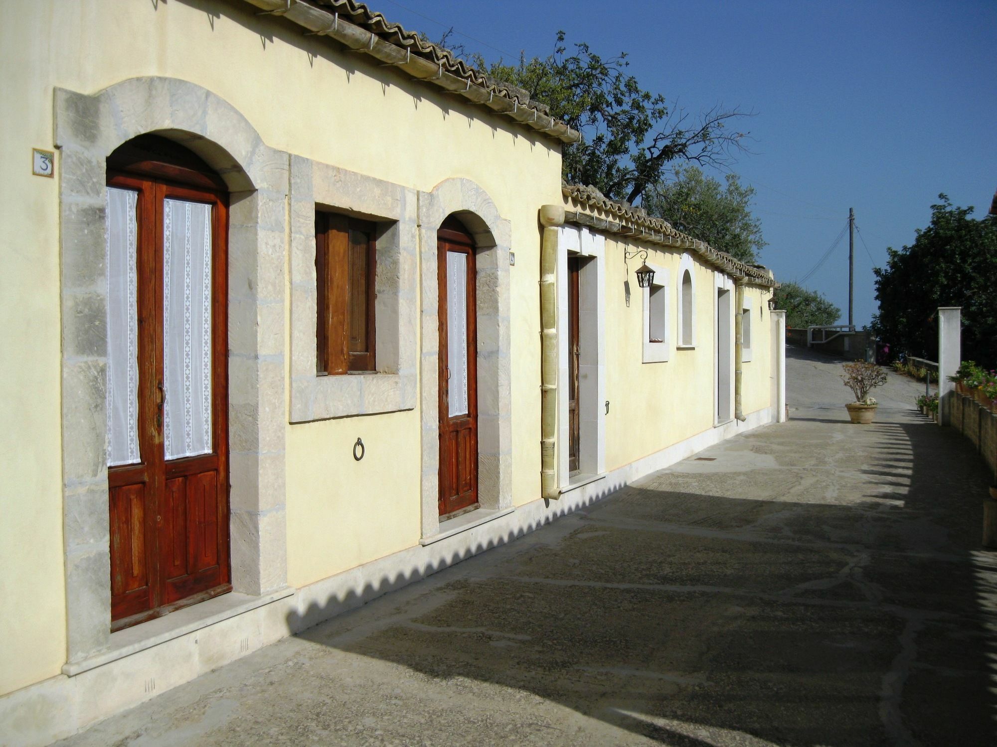 La Suma Sumalia Bed & Breakfast Noto Exterior photo