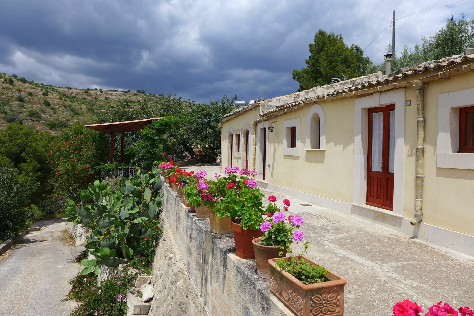 La Suma Sumalia Bed & Breakfast Noto Exterior photo